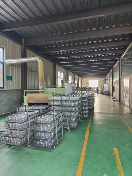 Cangzhou Yinuo Glass Products Co., Ltd. manufacturer production line